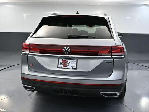 Silver Mist Metallic 2025 Volkswagen Atlas 2.0T SE