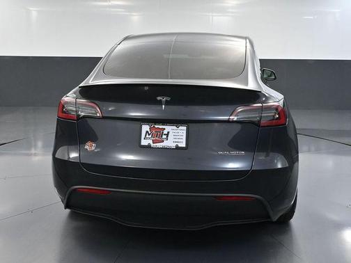2024 Tesla Model Y Performance