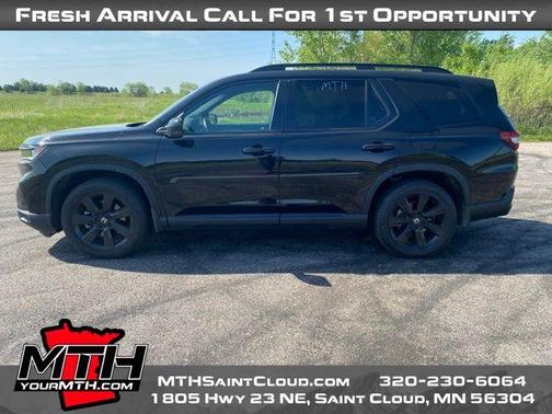 Crystal Black Pearl 2023 Honda Pilot Elite