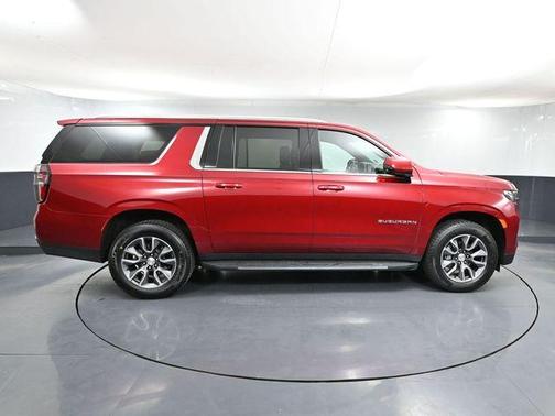 2021 Chevrolet Suburban LT