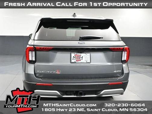 2025 Ford Explorer Platinum