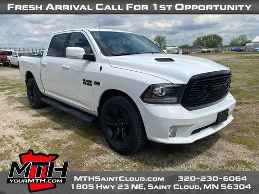 Bright White Clearcoat 2018 RAM 1500 Sport
