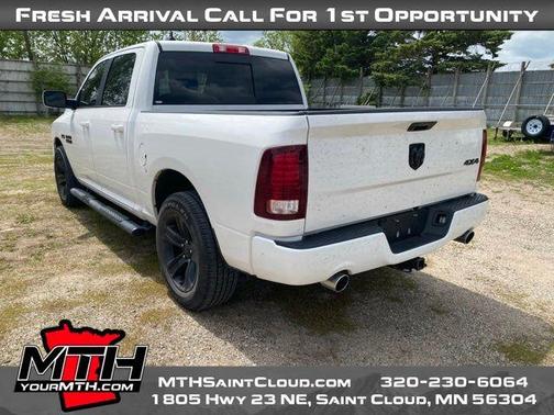 Bright White Clearcoat 2018 RAM 1500 Sport