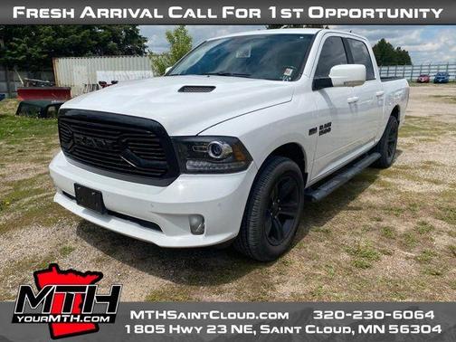 Bright White Clearcoat 2018 RAM 1500 Sport