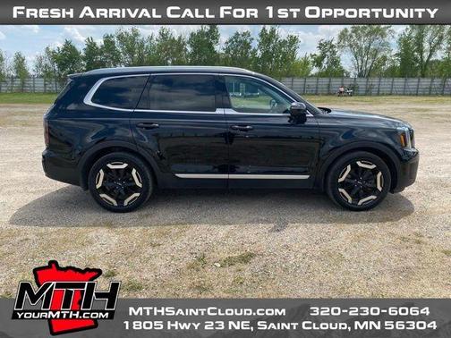 Ebony Black 2023 Kia Telluride EX X-Line