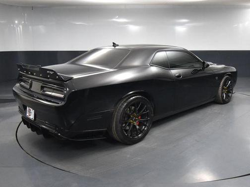 2016 Dodge Challenger SRT Hellcat