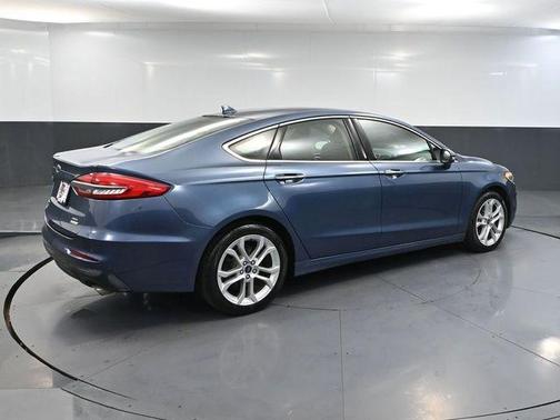 2019 Ford Fusion SEL