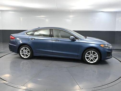 2019 Ford Fusion SEL