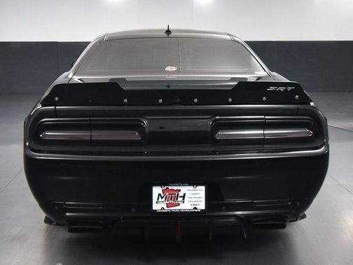 2016 Dodge Challenger SRT Hellcat