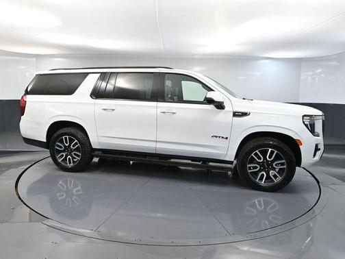 2021 GMC Yukon XL AT4