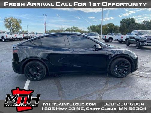 2024 Tesla Model Y Long Range