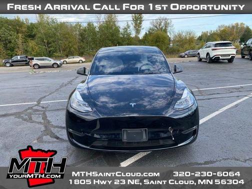 2024 Tesla Model Y Long Range