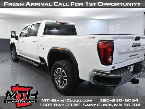 Summit White 2024 GMC Sierra 2500 SLE