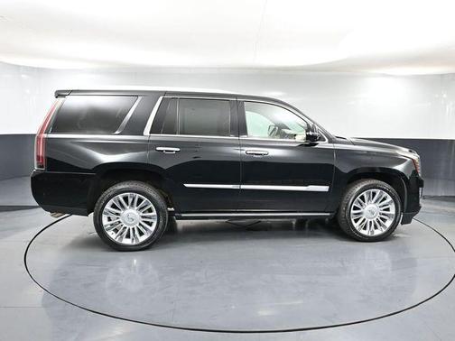 2020 Cadillac Escalade Platinum