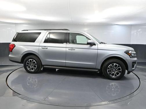 Iconic Silver Metallic 2024 Ford Expedition Max XLT