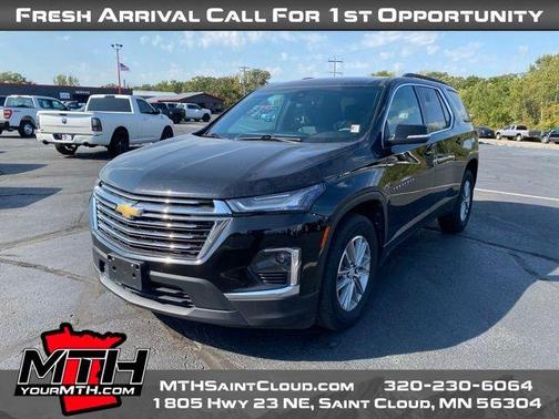 2023 Chevrolet Traverse LT Cloth