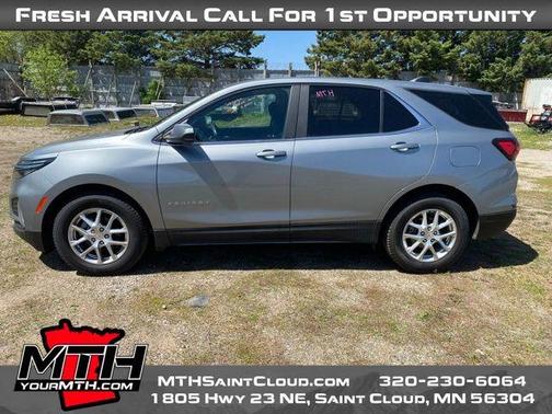 Sterling Gray Metallic 2023 Chevrolet Equinox 2LT