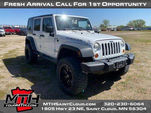 Bright White Clearcoat 2012 Jeep Wrangler Unlimited Rubicon