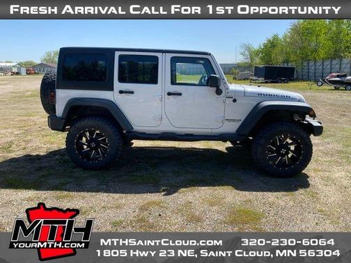 Bright White Clearcoat 2012 Jeep Wrangler Unlimited Rubicon