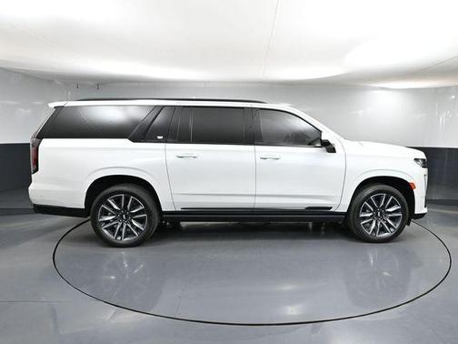2022 Cadillac Escalade ESV Sport