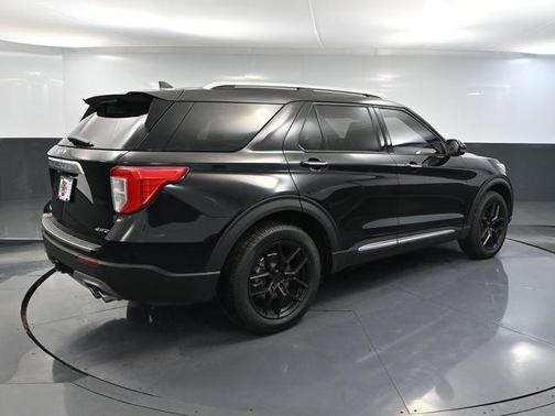 Agate Black Metallic 2021 Ford Explorer Platinum