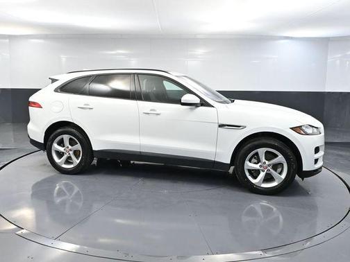 2018 Jaguar F-PACE 25t Premium