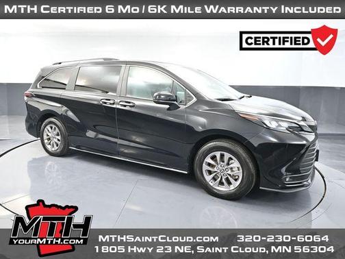 2025 Toyota Sienna XLE