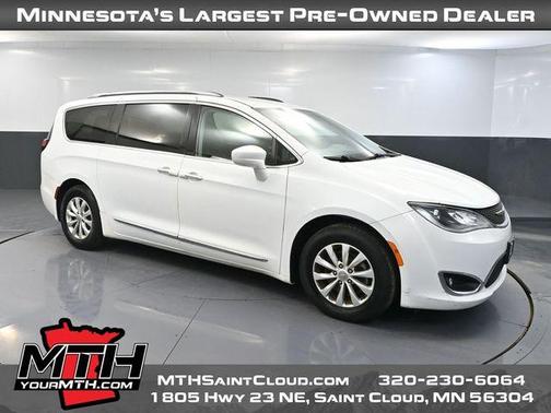 2018 Chrysler Pacifica Touring-L