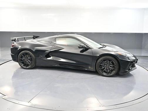 2025 Chevrolet Corvette Stingray w/1LT