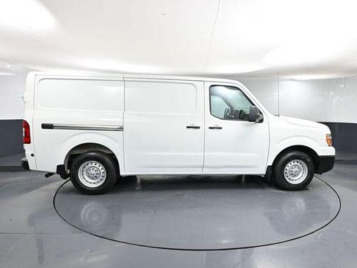 2021 Nissan NV Cargo NV2500 HD S/SV V6/V8