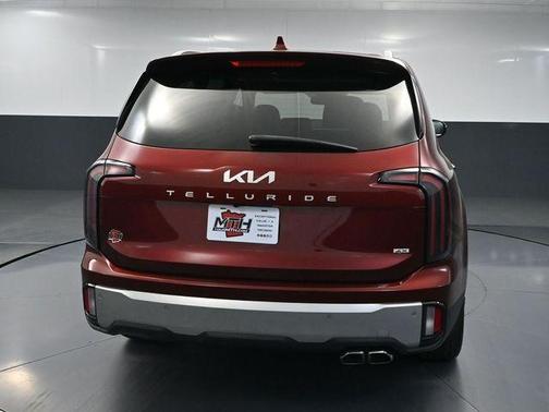 Red 2023 Kia Telluride SX-Prestige