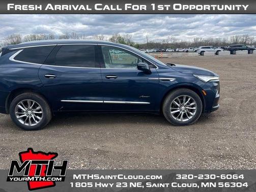 Blue Metallic 2022 Buick Enclave Avenir