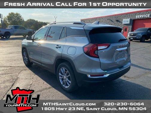 2024 GMC Terrain SLT
