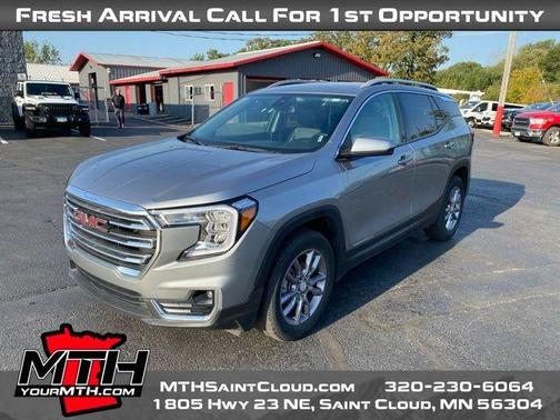 2024 GMC Terrain SLT