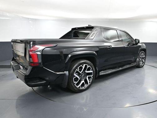 2024 Chevrolet Silverado EV RST