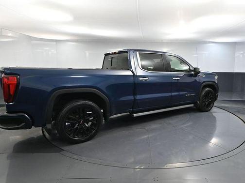Pacific Blue Metallic 2022 GMC Sierra 1500 Denali