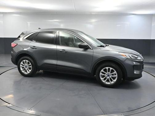 Carbonized Gray Metallic 2022 Ford Escape SE