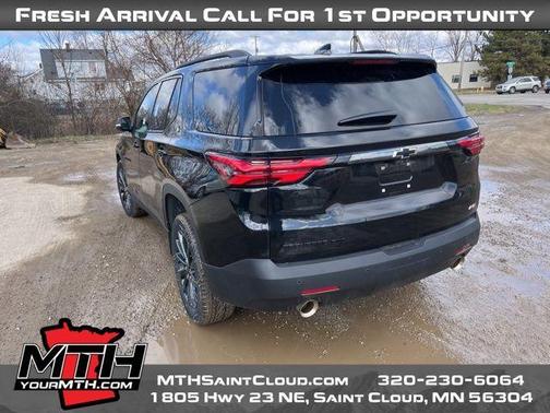 2023 Chevrolet Traverse RS