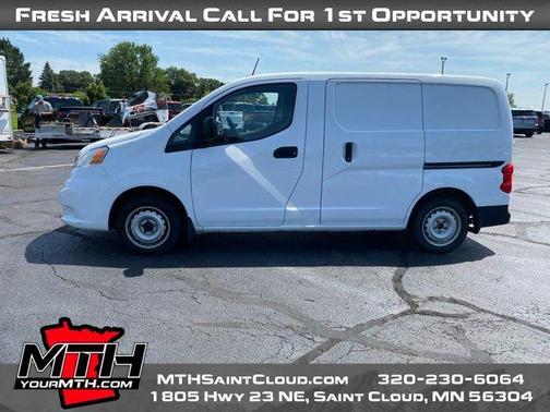 2021 Nissan NV200 S