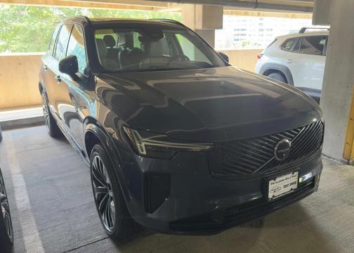 2026 Volvo XC90 B6 Ultra Dark Theme 6-Seater