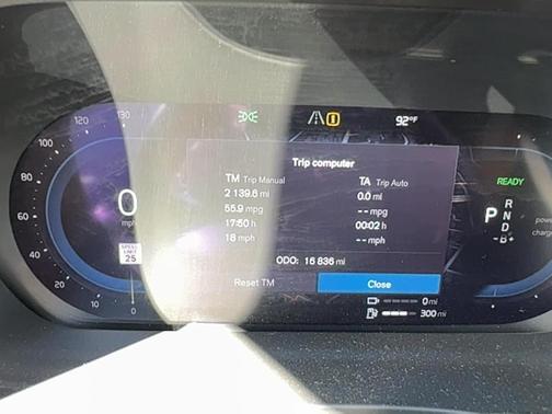 2022 Volvo XC60 Recharge Plug-In Hybrid T8 Inscription Extended Range