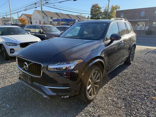 2019 Volvo XC90 T6 Momentum