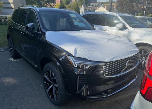 2026 Volvo XC90 B5 Core