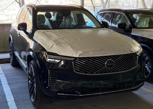2025 Volvo XC90 B6 Plus 7-Seater