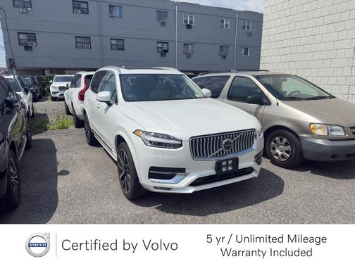 2024 Volvo XC90 B6 Plus Bright Theme 7-Seater