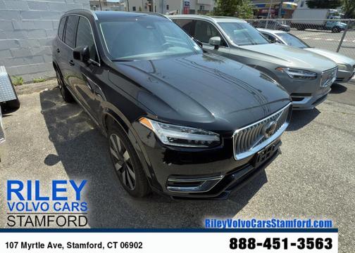 2023 Volvo XC90 Recharge Plug-In Hybrid T8 Plus 6-Seater