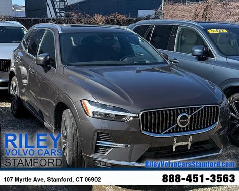 2022 Volvo XC60 B5 Inscription