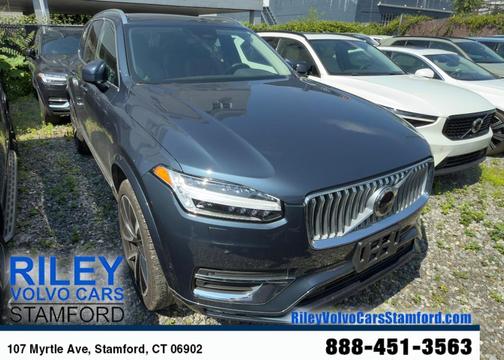 2024 Volvo XC90 B6 Plus Bright Theme 6-Seater