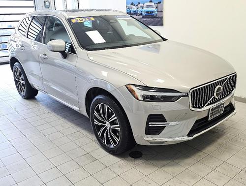 2022 Volvo XC60 B6 Inscription