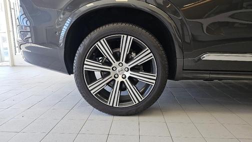 2023 Volvo XC90 B6 Ultimate 6-Seater